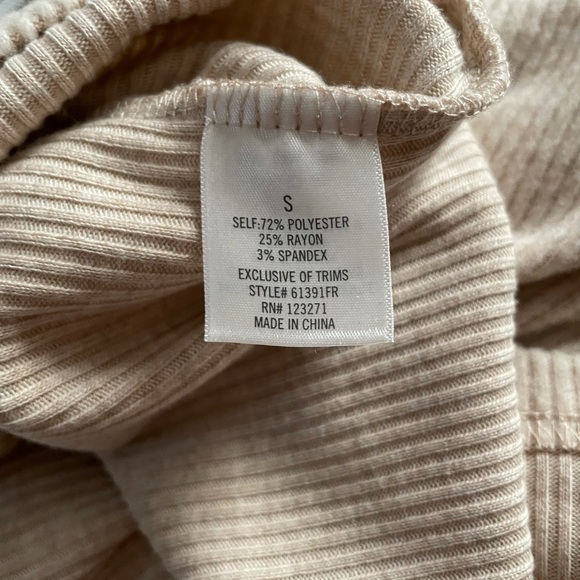 Harper Heritage Sweater Dress - Picture 7 of 7